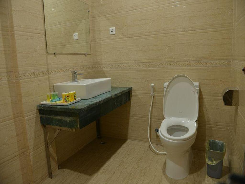 Hotel Myitkyina Bagian luar foto