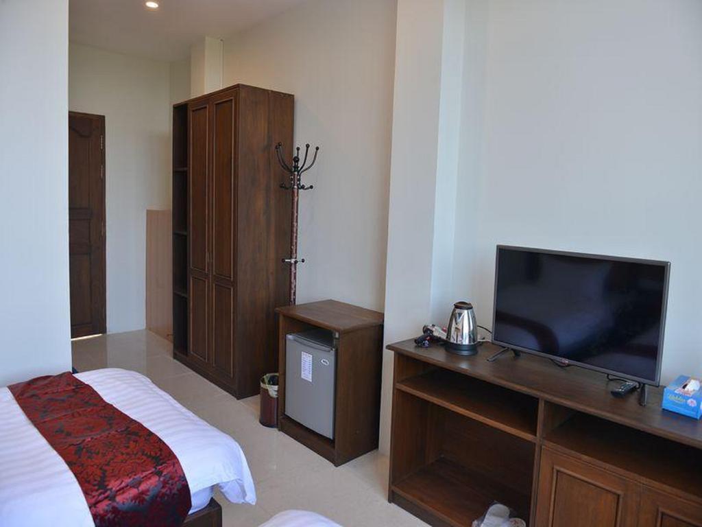 Hotel Myitkyina Bagian luar foto