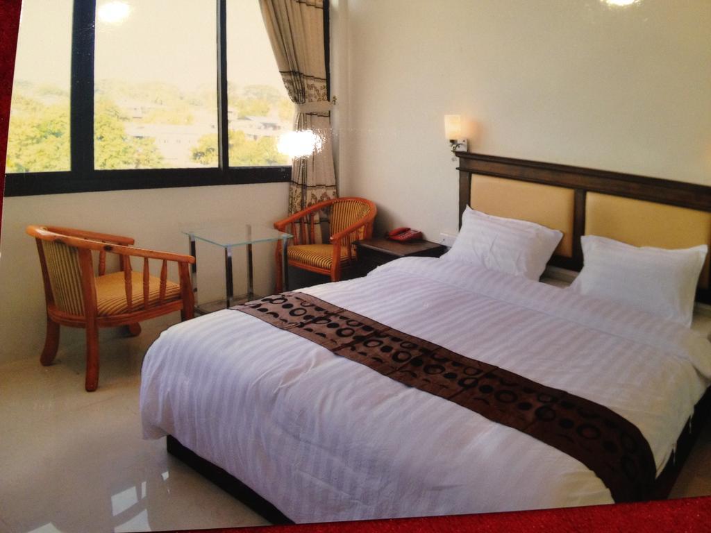 Hotel Myitkyina Ruang foto