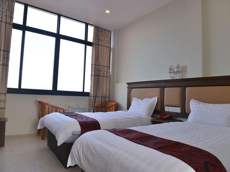 Hotel Myitkyina Bagian luar foto