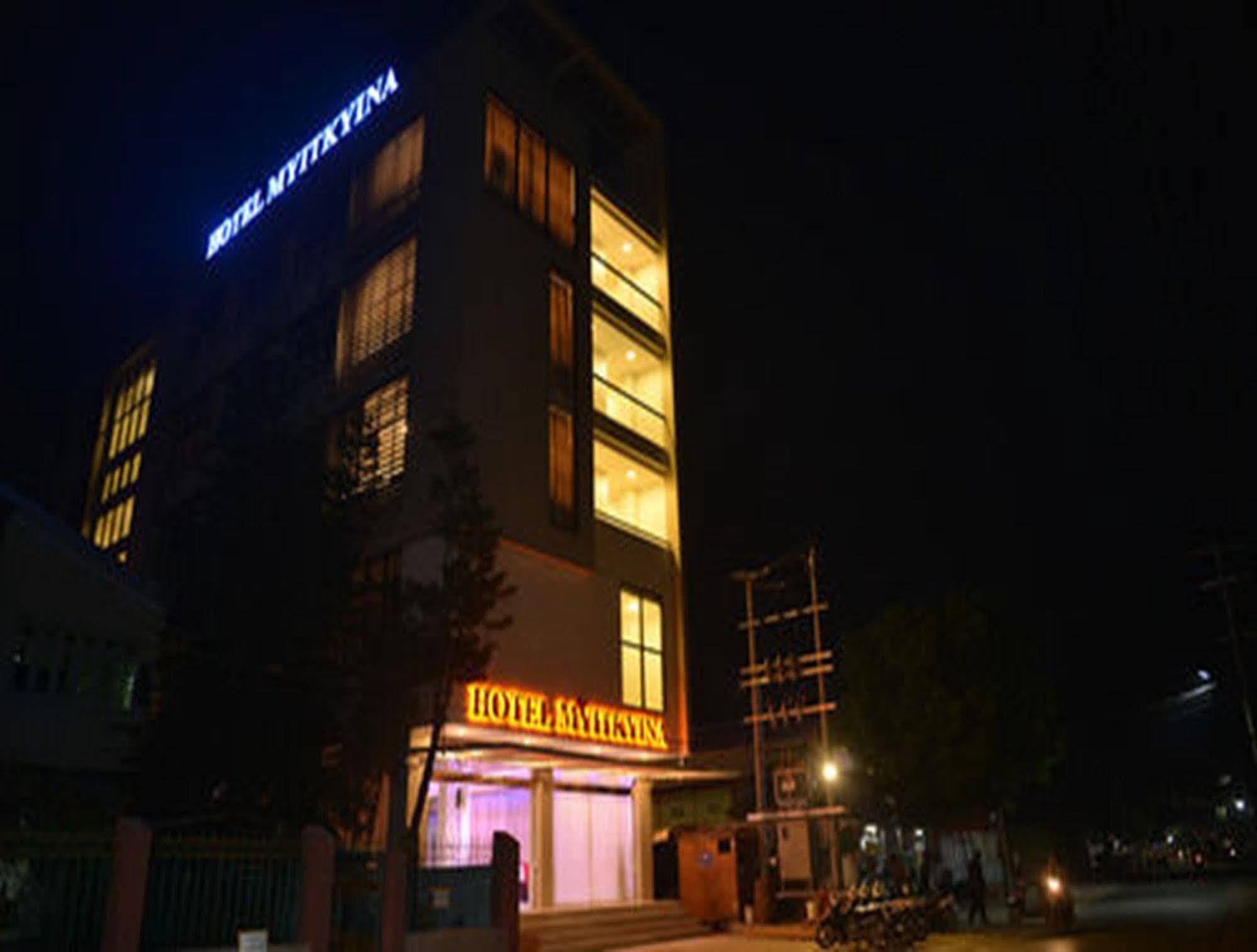 Hotel Myitkyina Bagian luar foto