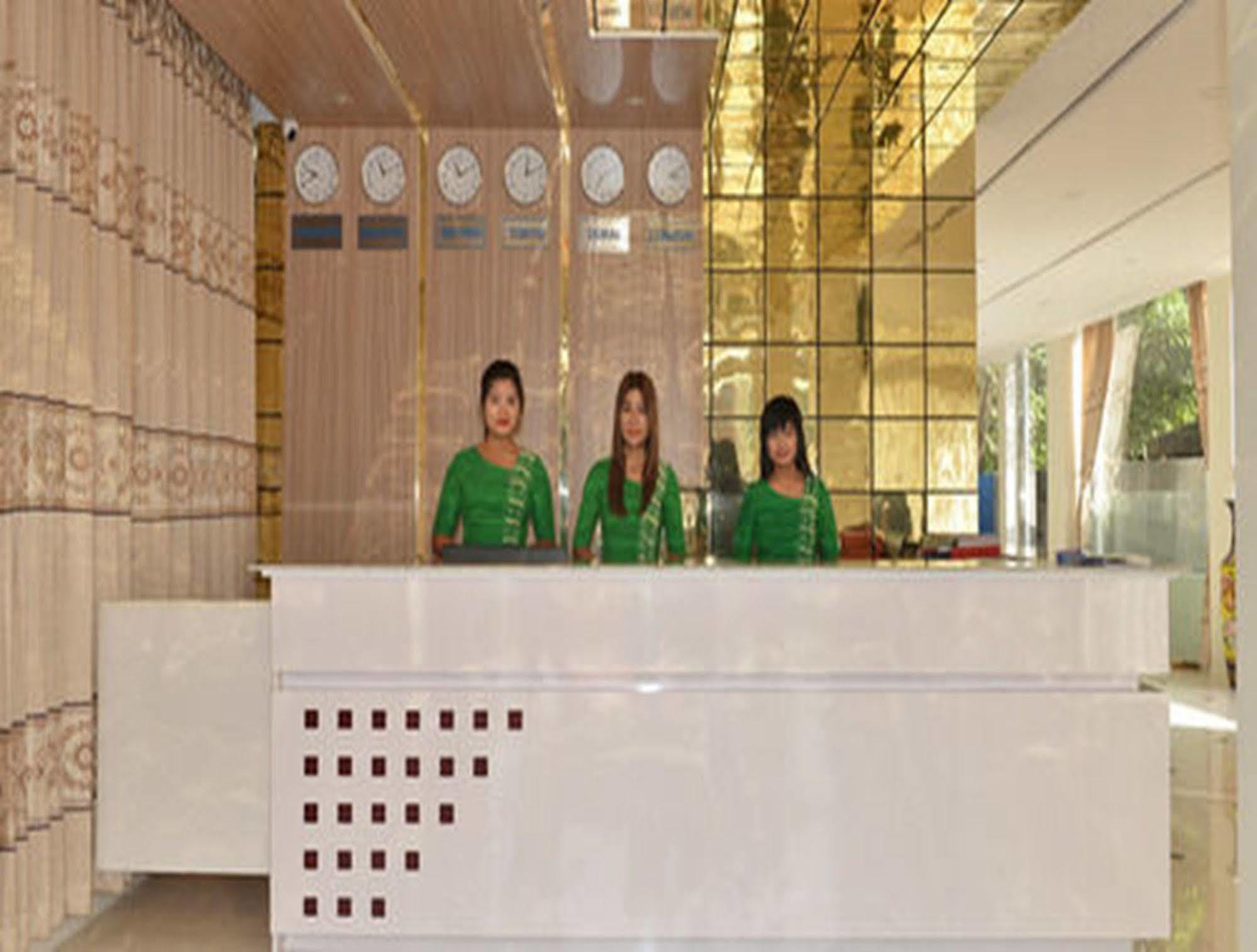 Hotel Myitkyina Bagian luar foto